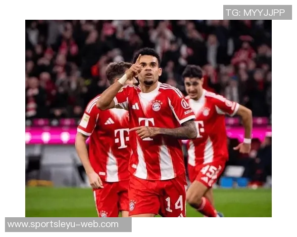 路易斯迪亚斯荣膺拜仁11月最佳球员展现卓越表现与进攻实力 路易斯迪亚斯荣膺拜仁11月最佳球员展现卓越表现与进攻实力